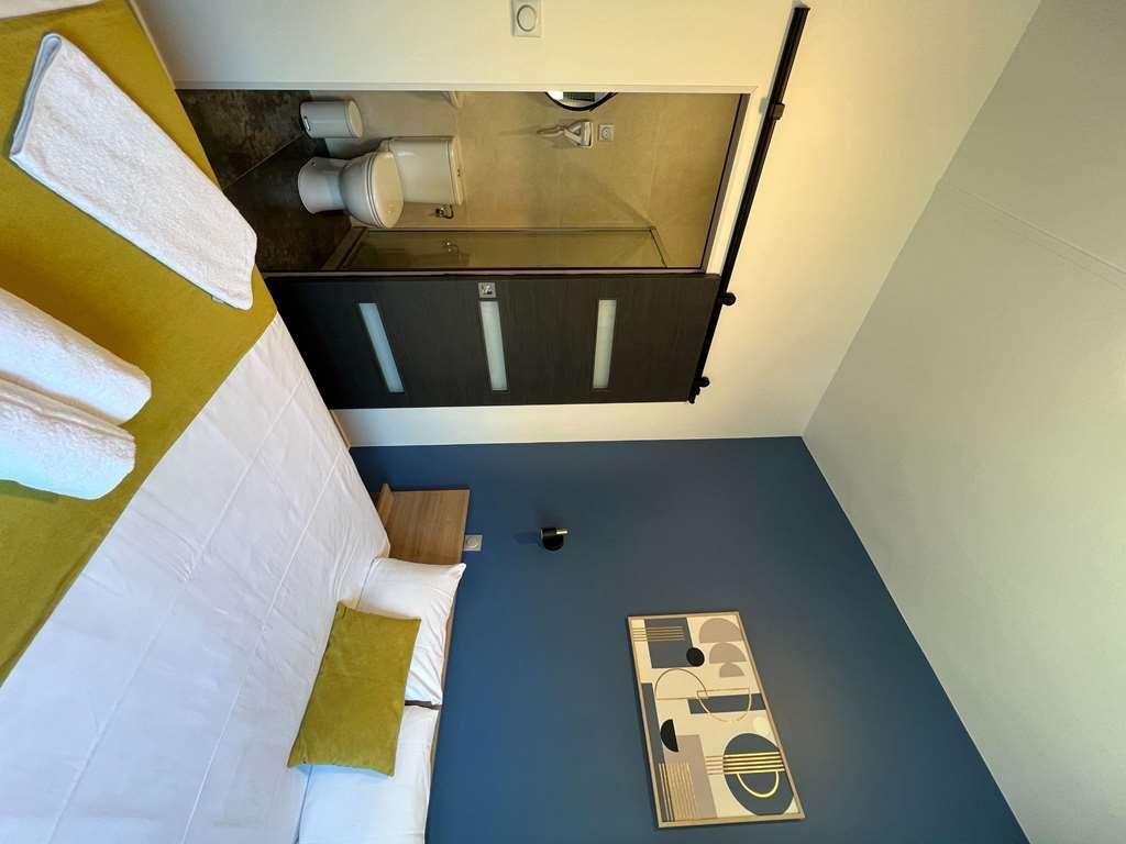 Brit Hotel Du Parc Niort Centre-Parking Gratuit Zimmer foto